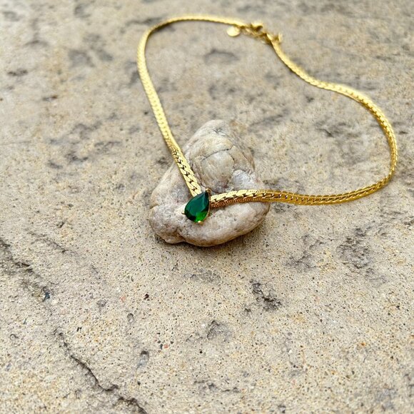 18K Gold Plated Green Crystal Necklace Bracelet Set - Picture 7 of 7